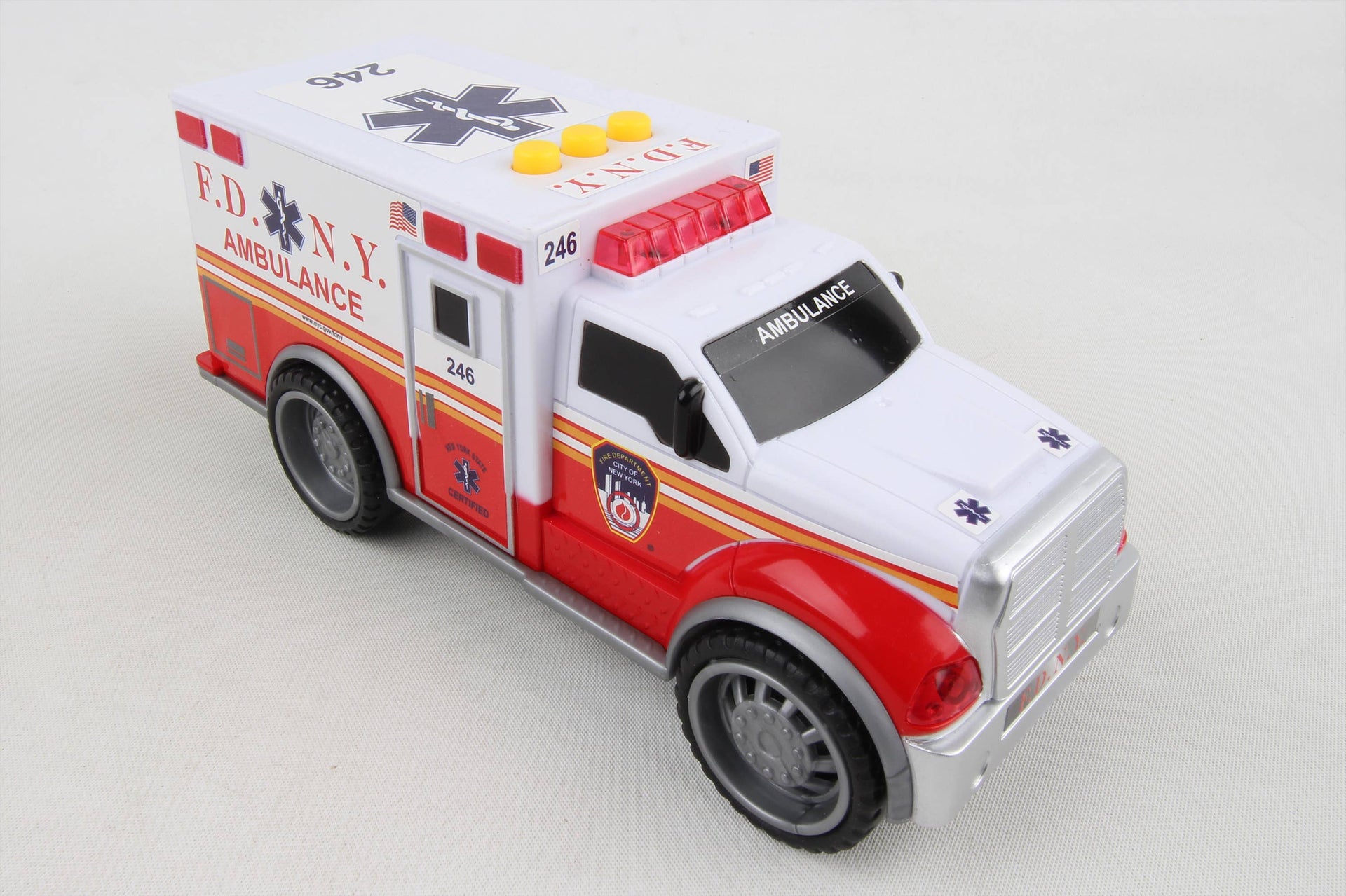 NY554772 FDNY Ambulance w/lights & sound by Daron Toys