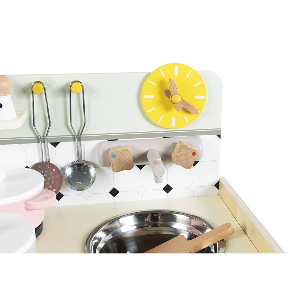 Cottage Chic Mini Kitchenette