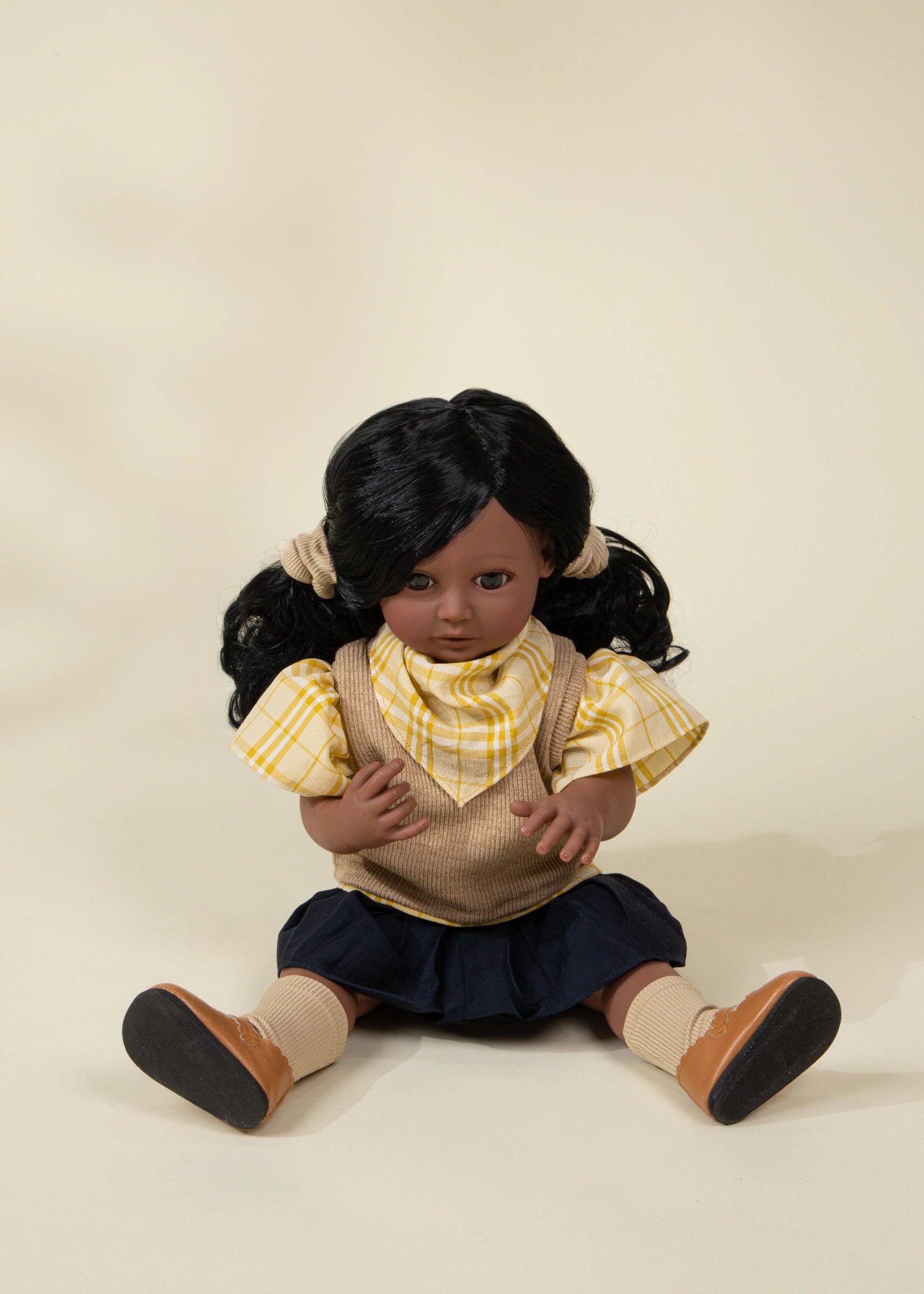 CocoFriends Olivia – 22" (56 cm) Kids Play Doll