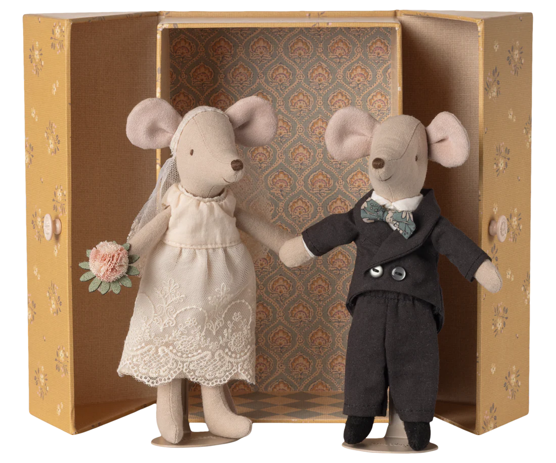 WEDDING MICE COUPLE IN BOX MUM AND DAD 17-6300-00