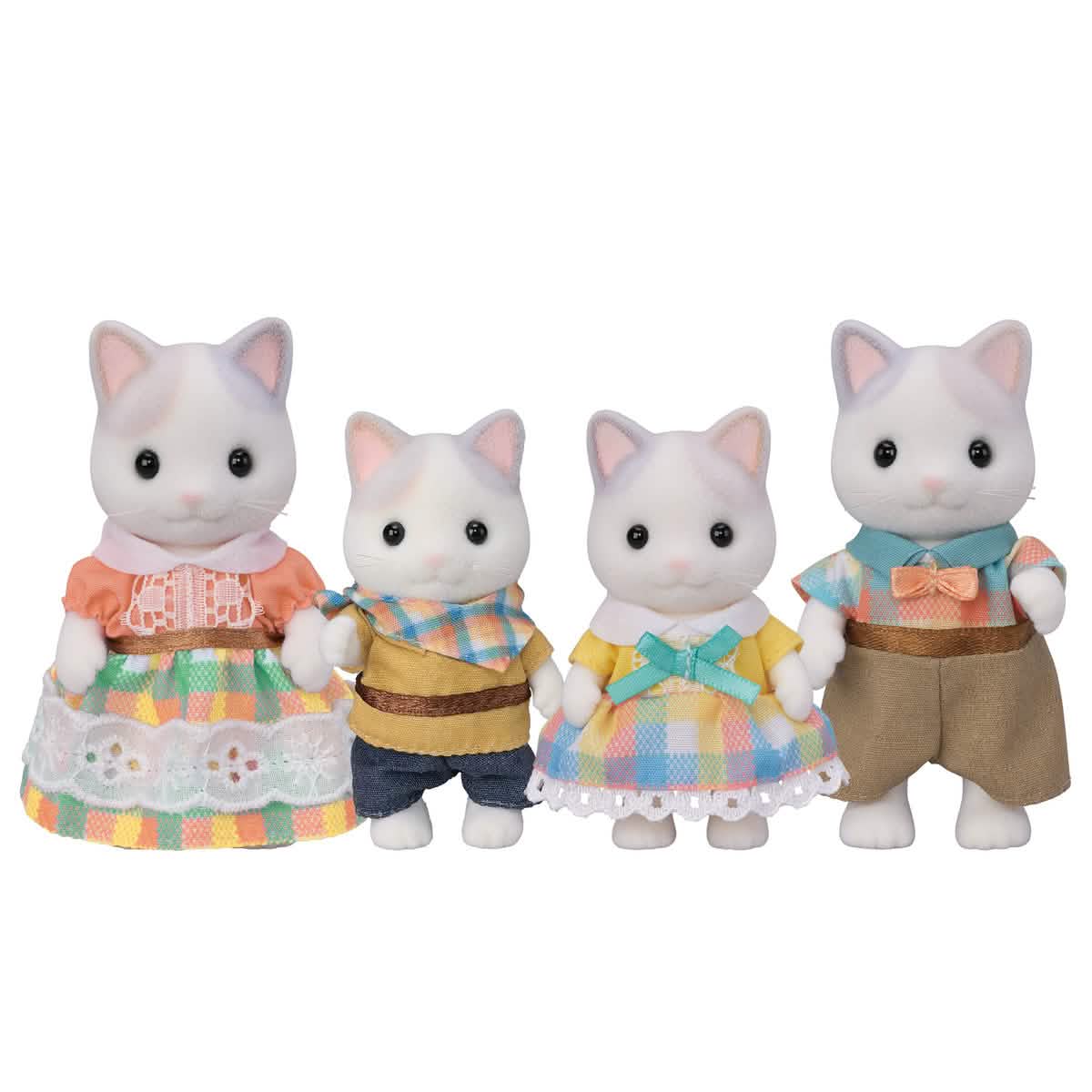 CALICO CRITTERS LATTE CAT FAMILY 2026