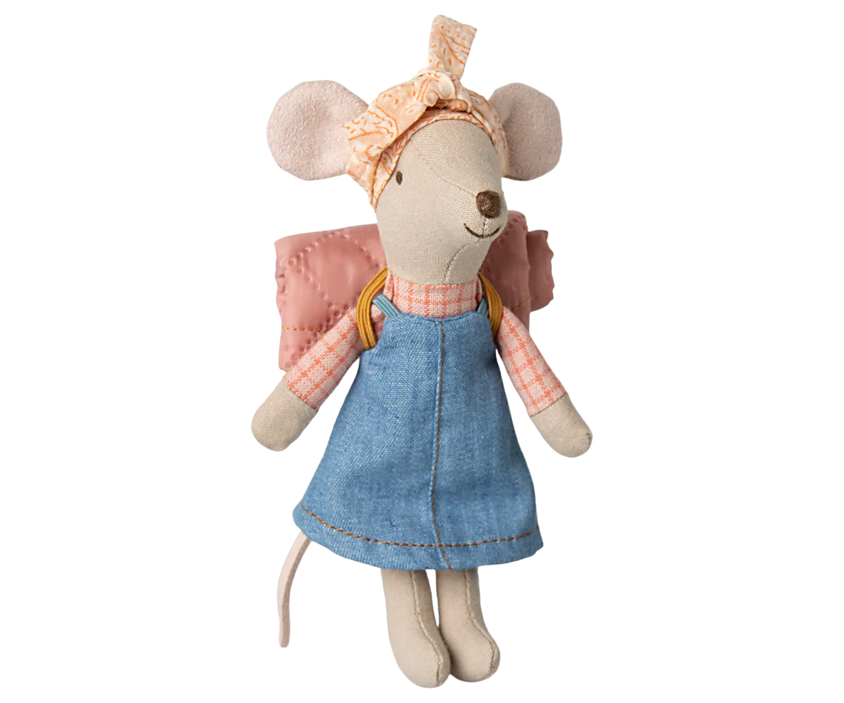 HIKER MOUSE BIG SISTER 17-5200-00