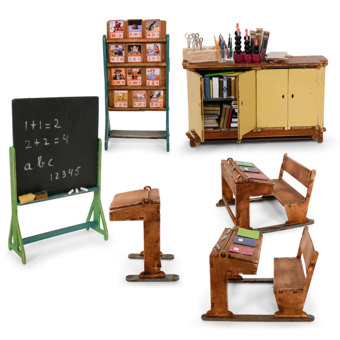 MOUSE HOUSE FURNITURE KIT CLASSROOM