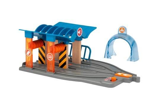 Brio 33975: Smart Tech Sound Train Service Station