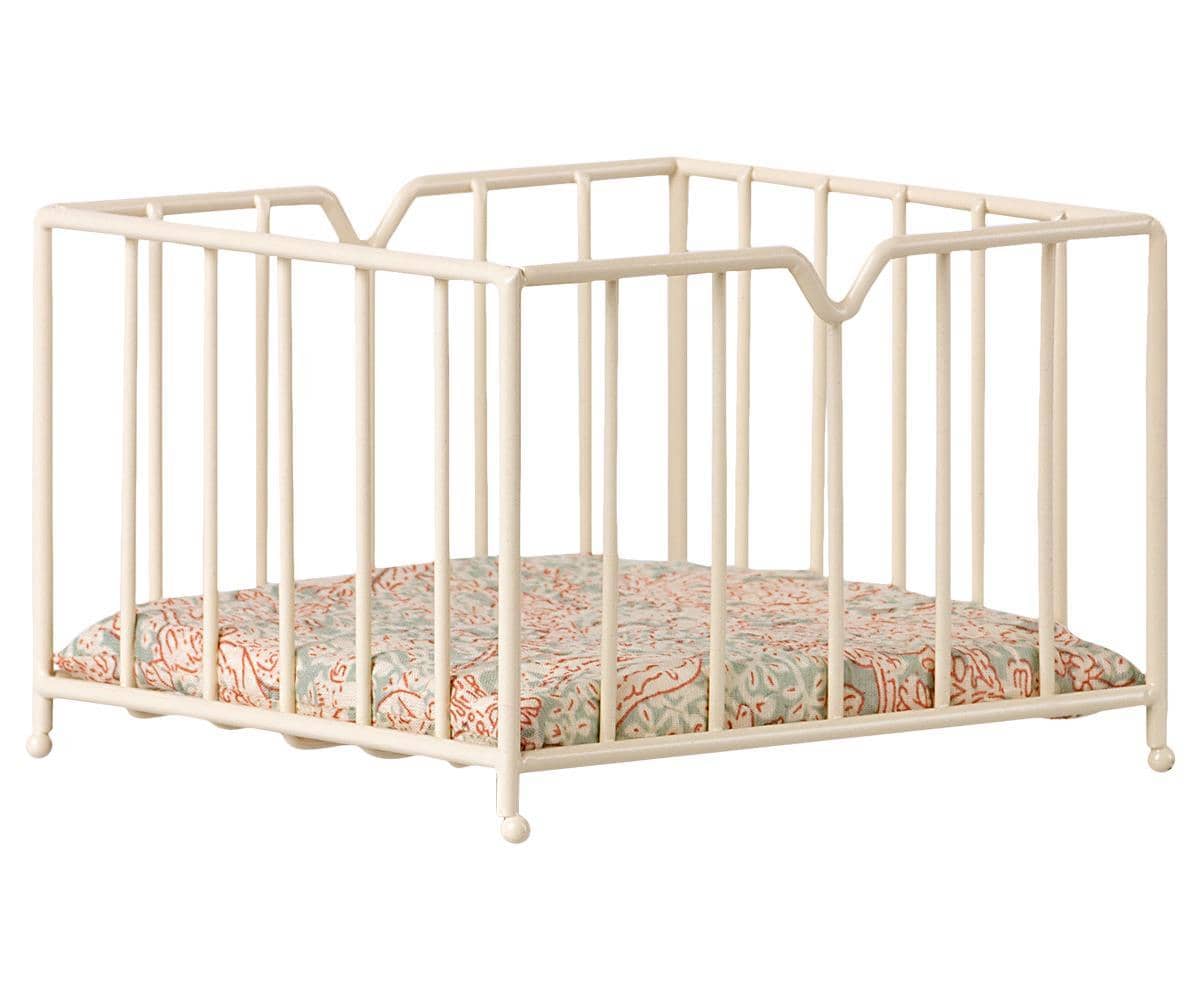 New Micro Playpen (11-1102-00) Dollhouses & Accessories